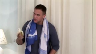 Orosz tini bige és a kettő kukac