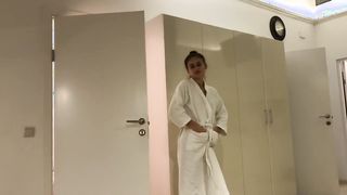 Orosz tini kicsike spiné análba kefélbe