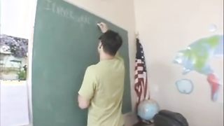 Hatalmas csöcsű tanárnők