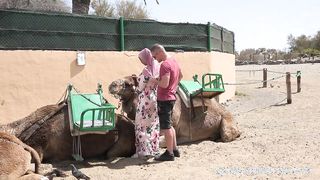 Méretes tőgyes arab nőci dugása