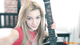 Sonya Sweet hátsója bekúrva