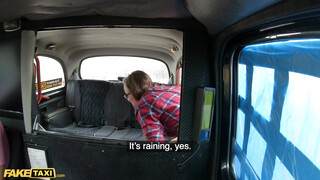 Fake Taxi - Lady Bug a fiatal sulis hölgyemény