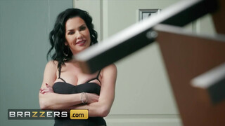Brazzers - Veronica Avluv segglyuka megkúrelva