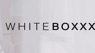 WhiteBoxxx - Oxana Chic a szexy ukrán picsa