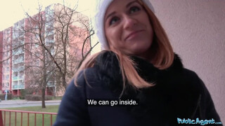 Jenny Manson a izgató orosz kiscsaj - Public Agent