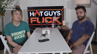 Hot guys fuck - a japán csajszi nagyon örül a méretes fasznak