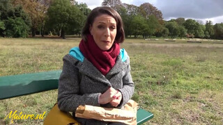 Francia házastárs hátsó bejáratba kefélve