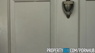 PropertySex - gyönyörű világos szőke ingatlanos picsa