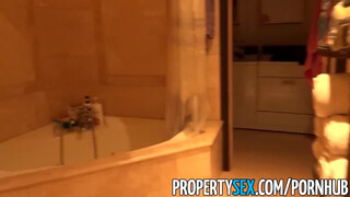 PropertySex - gyönyörű néger ingatlanos és a vásárló