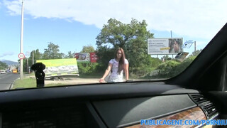 PublicAgent - Vanessa a fullos stoppos csajszi