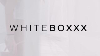 WhiteBoxxx - Tiffany Tatum magyar spiné megosztja a barátját