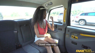 Fake Taxi - Tina Fire a nagy csöcsű barna csaj