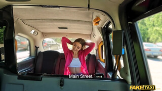 Fake Taxi - Sportos bige megkúrelva a taxiban
