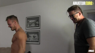 XXXOMAS - német nagymama és dupla fiatal krapek