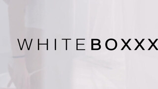 WHITEBOXXX - Romy Indy a tüzes barna csajszi