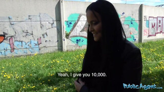 Public Agent - Forró 18 éves néger hajú nőci hatalmas seggel alaposan megrakva