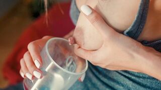 Brittany Andrews és Brandi Love méretes kannás csábítása