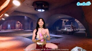 Princess Leia cosplayban élvezi a méretes csöcsű fekete szépség játékát