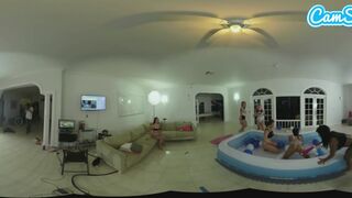 Forró tini latinák olajos leszbi birkózása méretes seggű nevelő testvéreikkel vr-ben