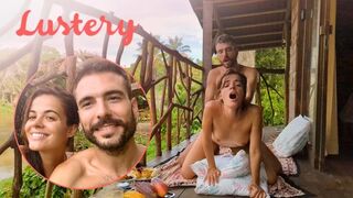 Lenyűgöző latina amatőrök dugnak az amazonasban