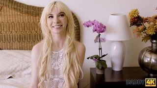 Az idős atya megdugja fia formás menyasszonyát