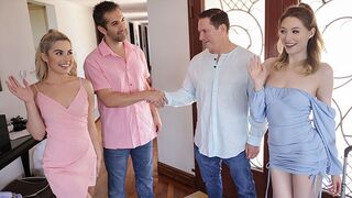 Tini csajok cserebereje: érett férfiak élvezik a forró csoportos dugást