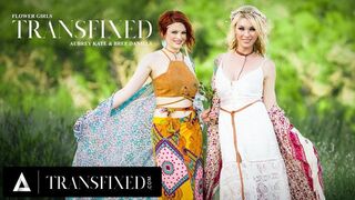 Bree Daniels és Aubrey Kate forró gyengéd kefélése