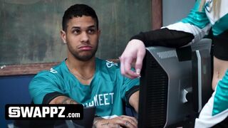 A sulis hölgyemény és a pompomlány: nevelő testvérek cserebere története