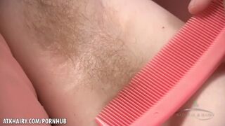 Szőrös tini bula cyan combs szőrös kalandjai