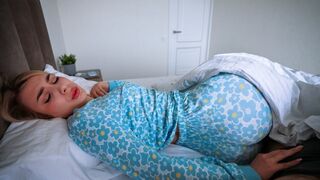 A ribanc mostohaanyám a legjobb módon ébreszt fel engem!