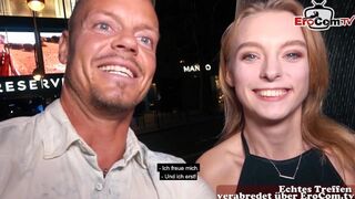 Német pornófilmes csábítja a turista pasit igazi dugásra