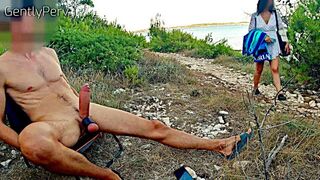 Gentlyperv megtalálja a szemérmetlen tinit a parton