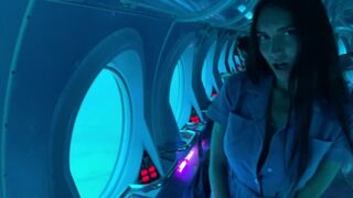 Nyilvános maszturbáció lovense-szel: orgazmus egy tengeralattjárón 6. rész