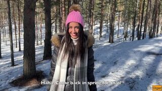 Elveszett hölgyemény az erdőben - vad dugás beleélvezéssel