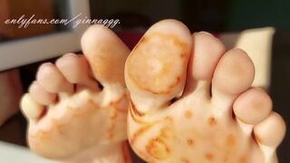 Mocskos lábimádat és szőrös milf vágyak ginnagg-val