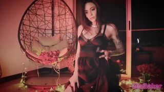 Gia_baker dögös sztriptíz, ami elvarázsol téged